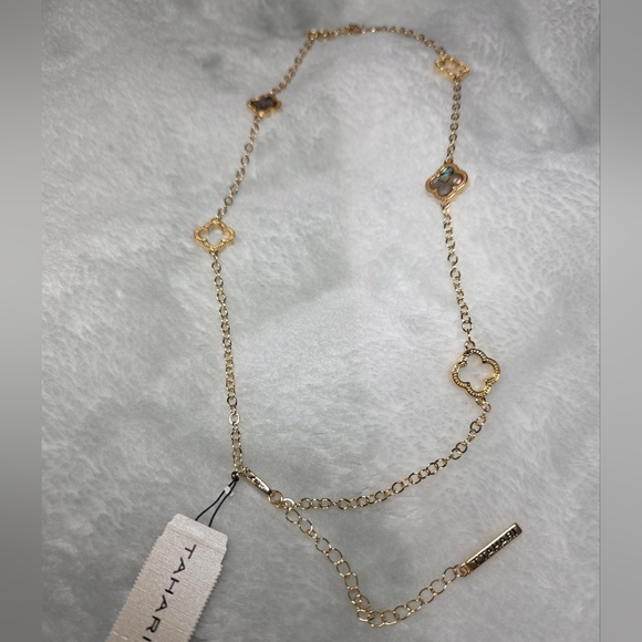 T Tahari Elegant Gold Flower Necklace 24" Adjust - Picture 7 of 10